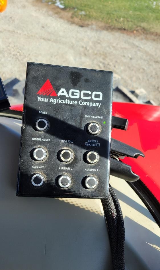 2014 Massey Ferguson