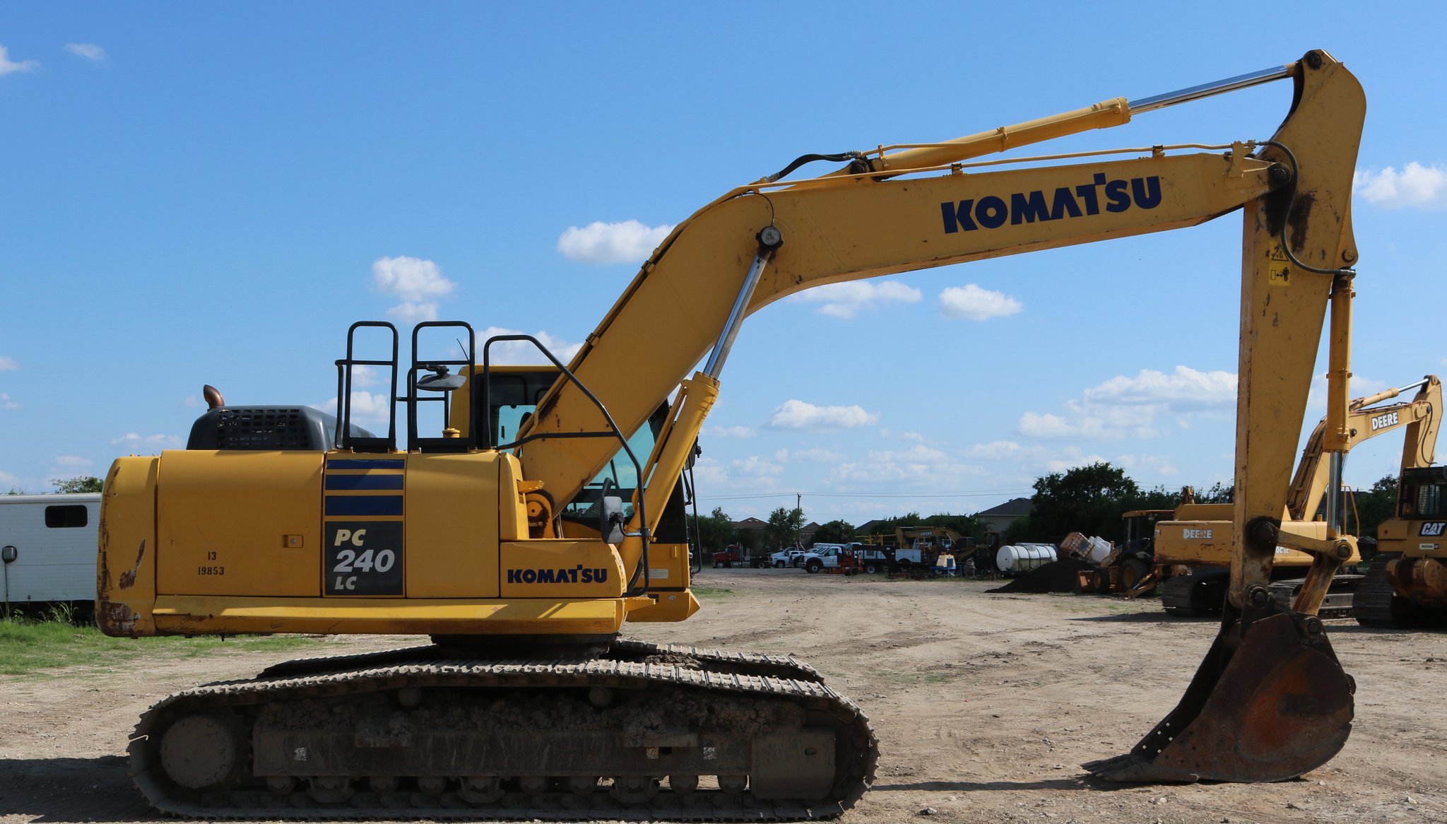 2013 Komatsu PC240LC-10