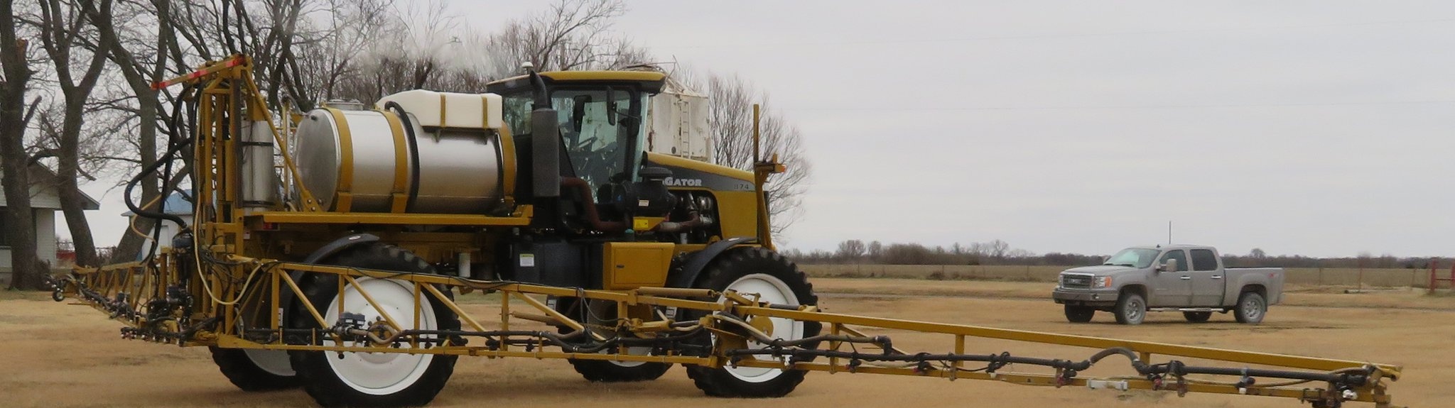 2006 Ag-Chem RoGator 874
