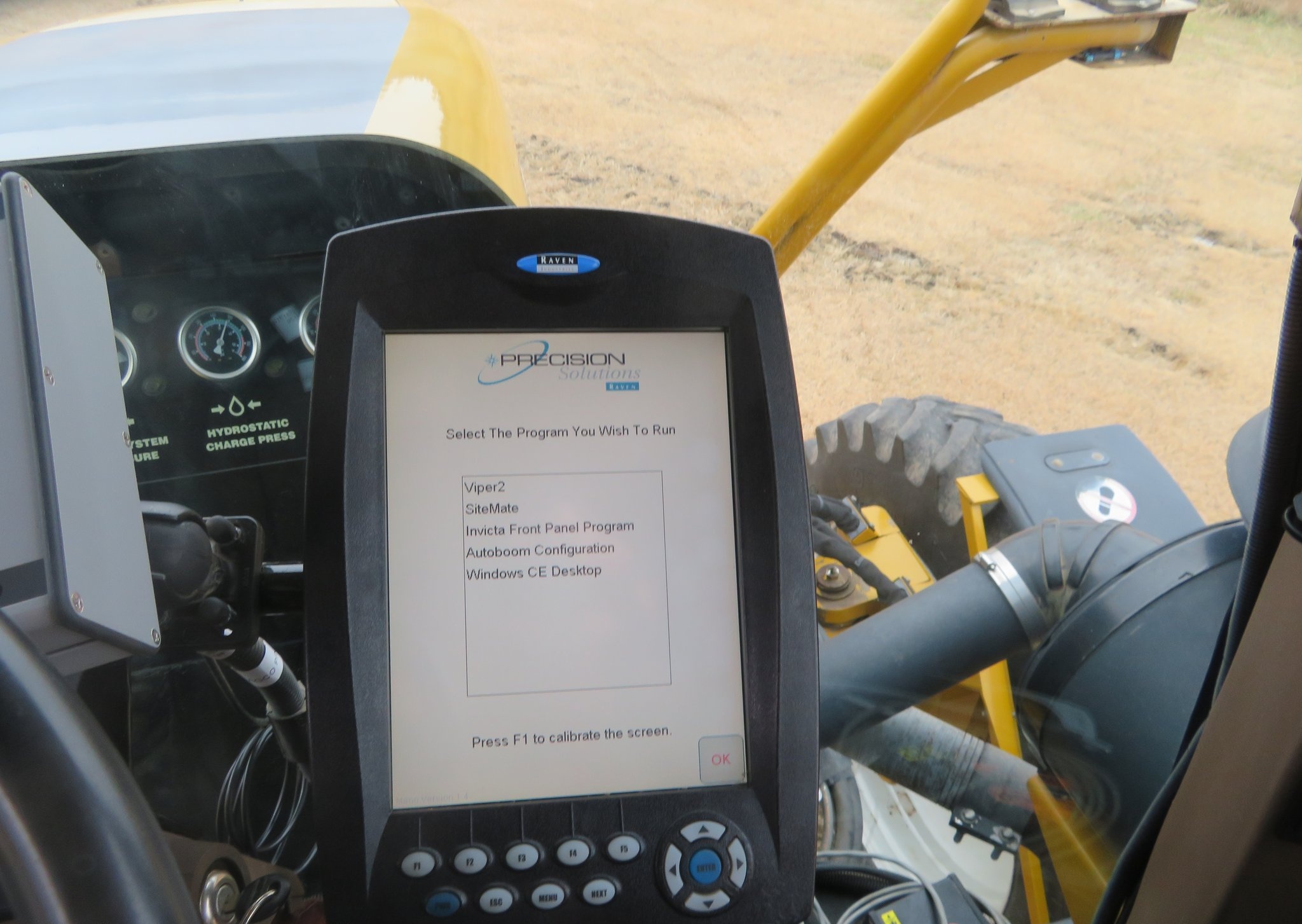 2006 Ag-Chem RoGator 874