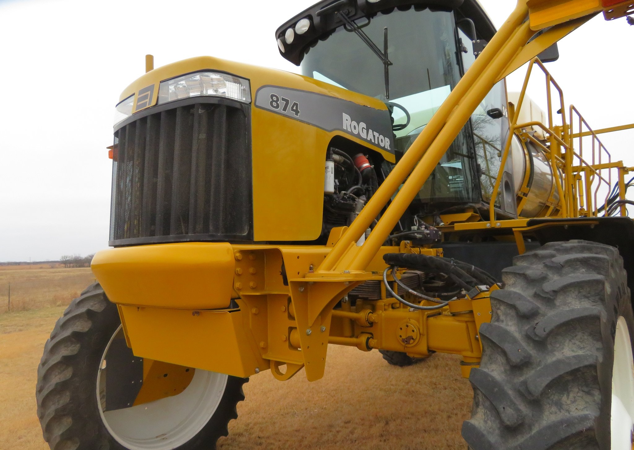 2006 Ag-Chem RoGator 874