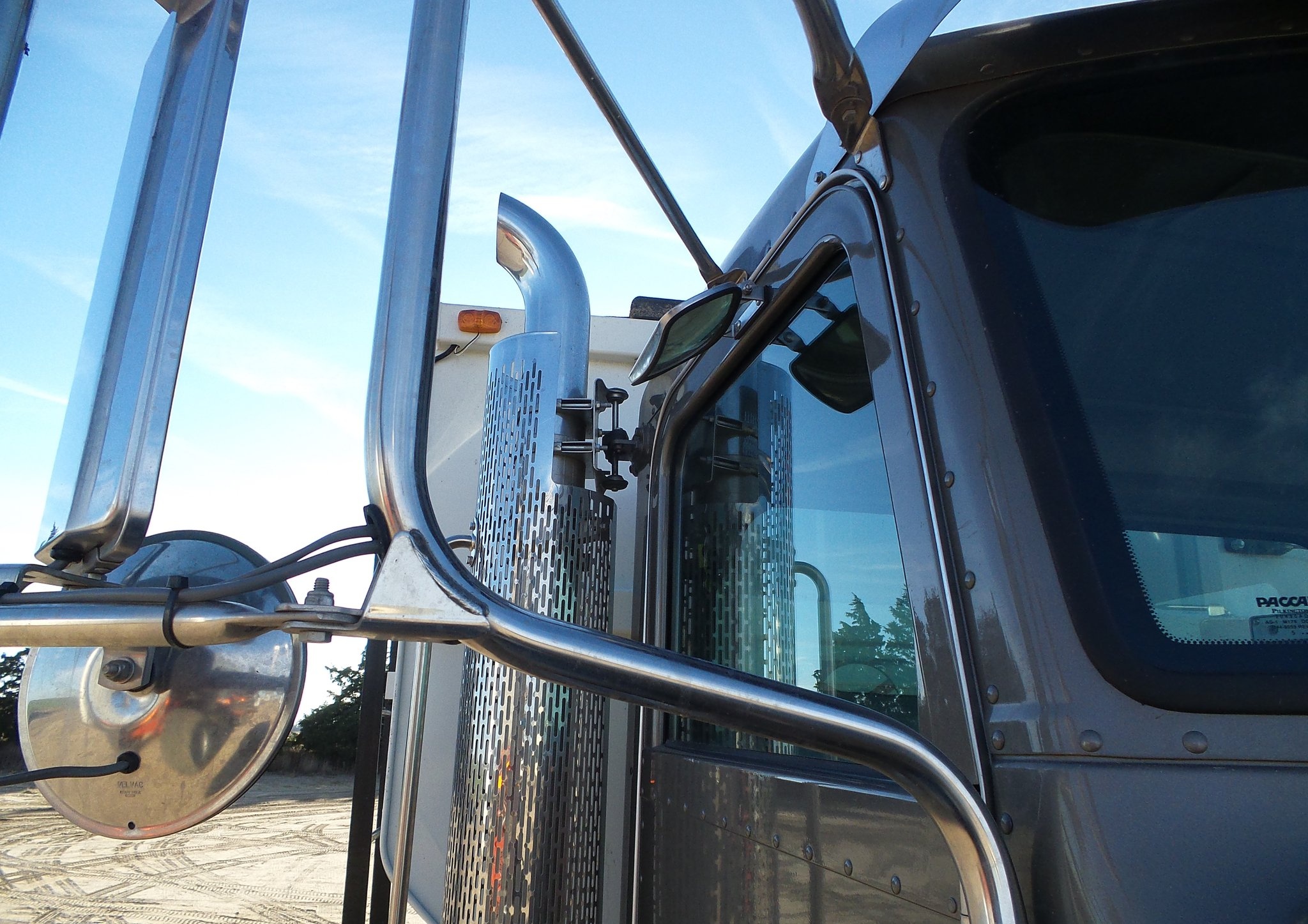 2016 Peterbilt 337