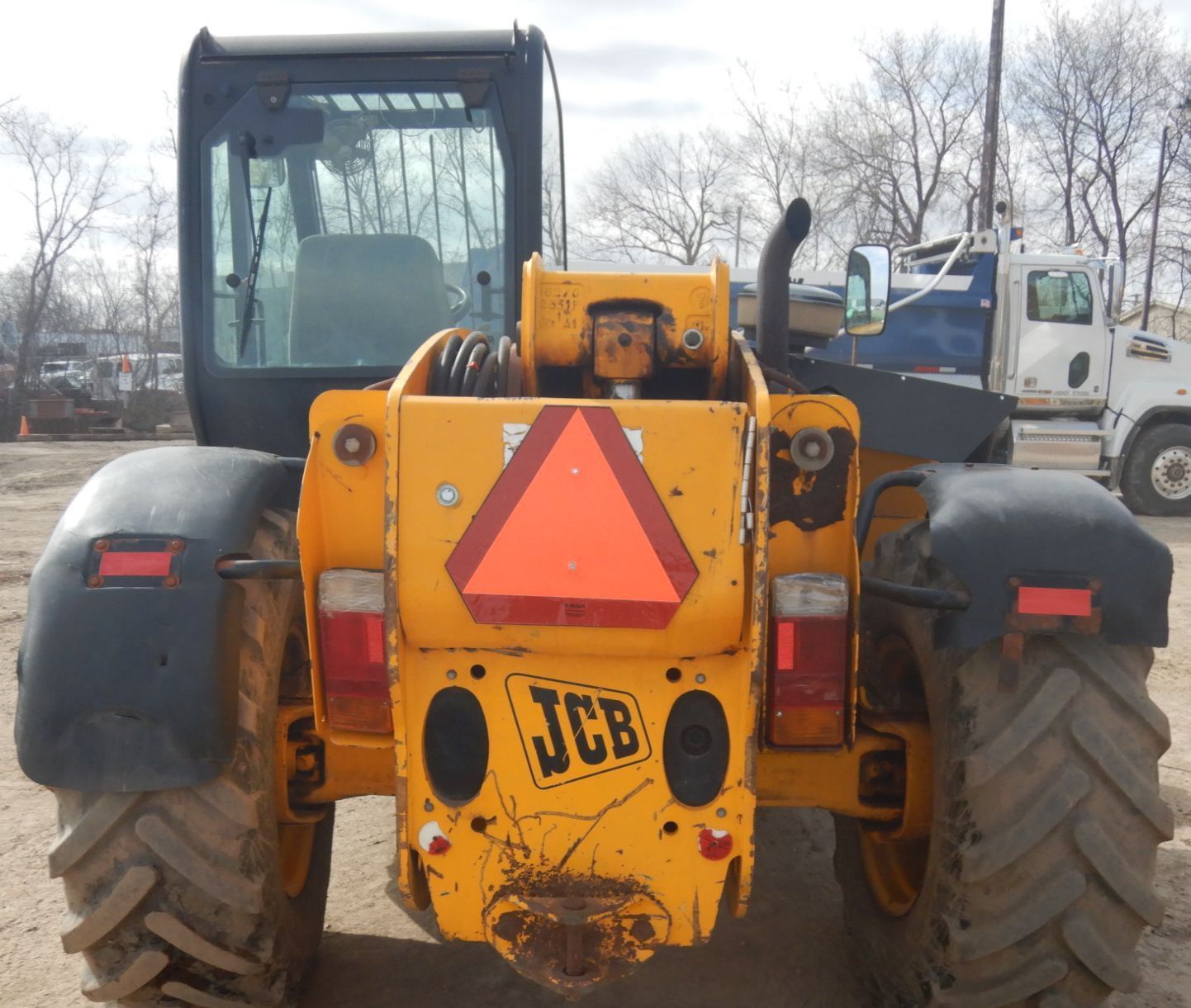 JCB 530