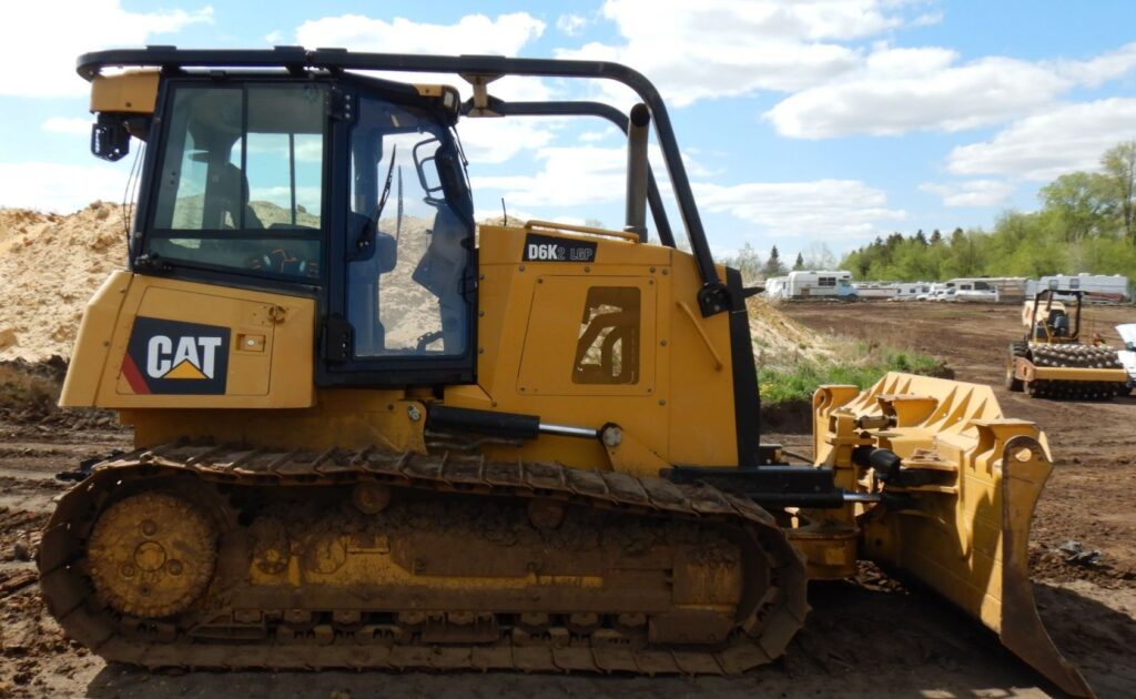 2015 Caterpillar D6K2