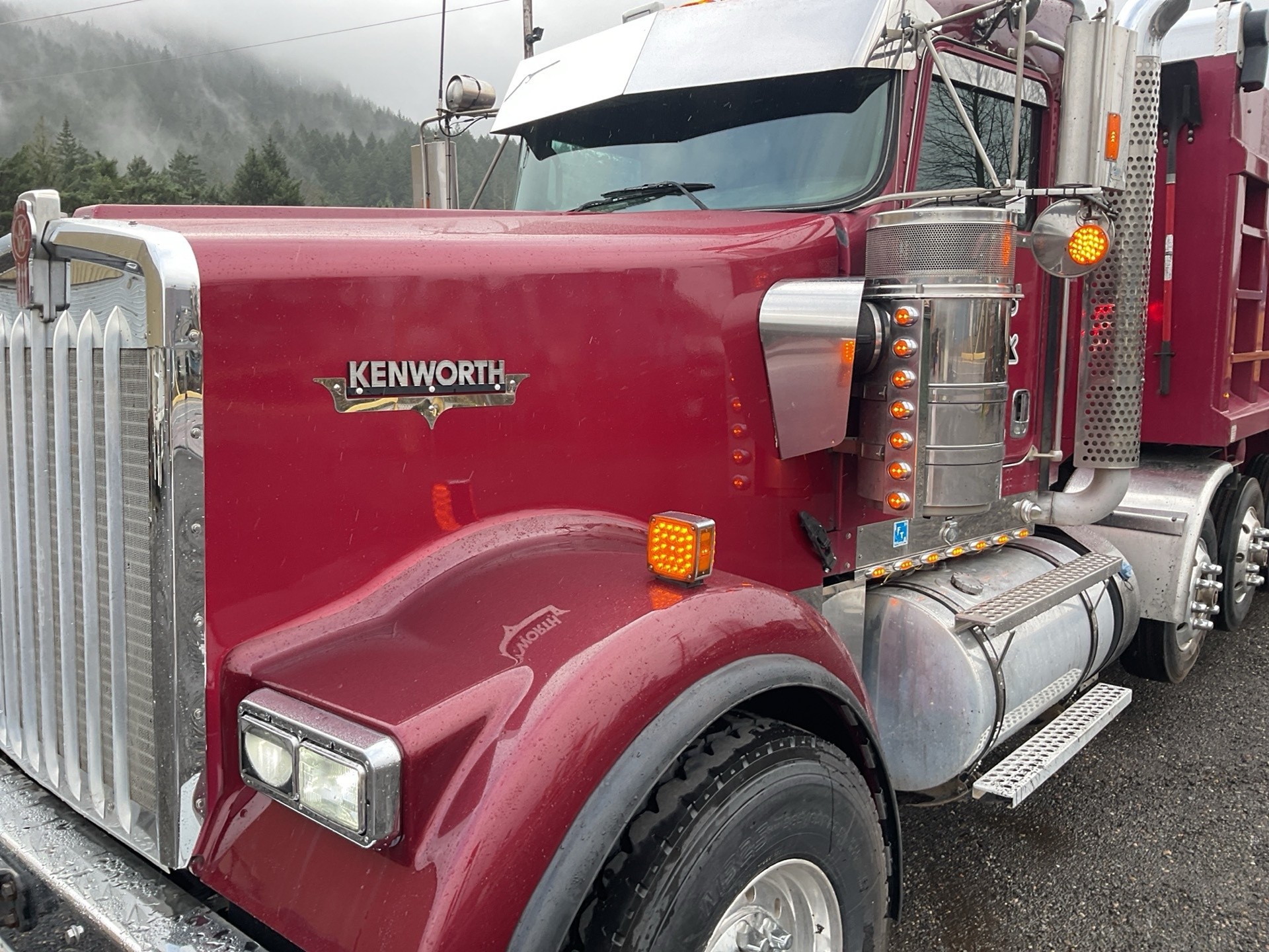 2018 Kenworth W900